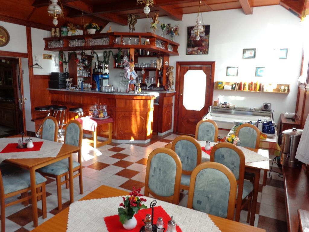 奥特多夫佩希恩酒店 Stará Lesná 外观 照片